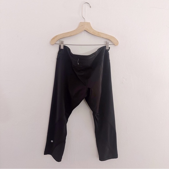 Lululemon 3/4 Length Crop Leggings Black Mesh Panelling - Picture 2 of 5
